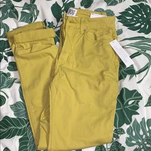 BDG by Urban Outfitters Twill High-Waisted Pant
